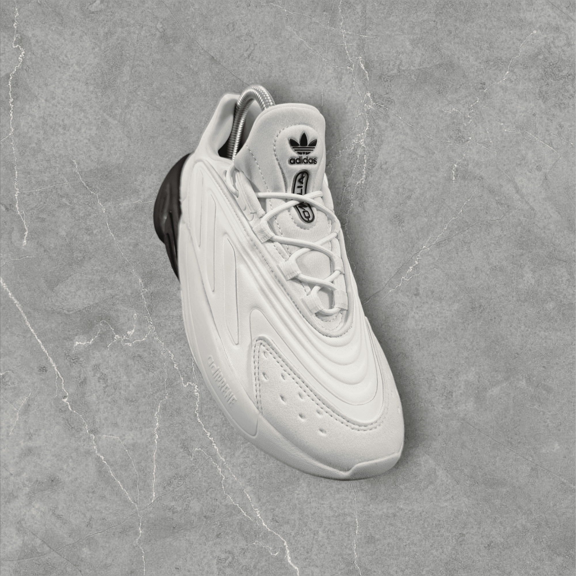 Adidas Ozelia