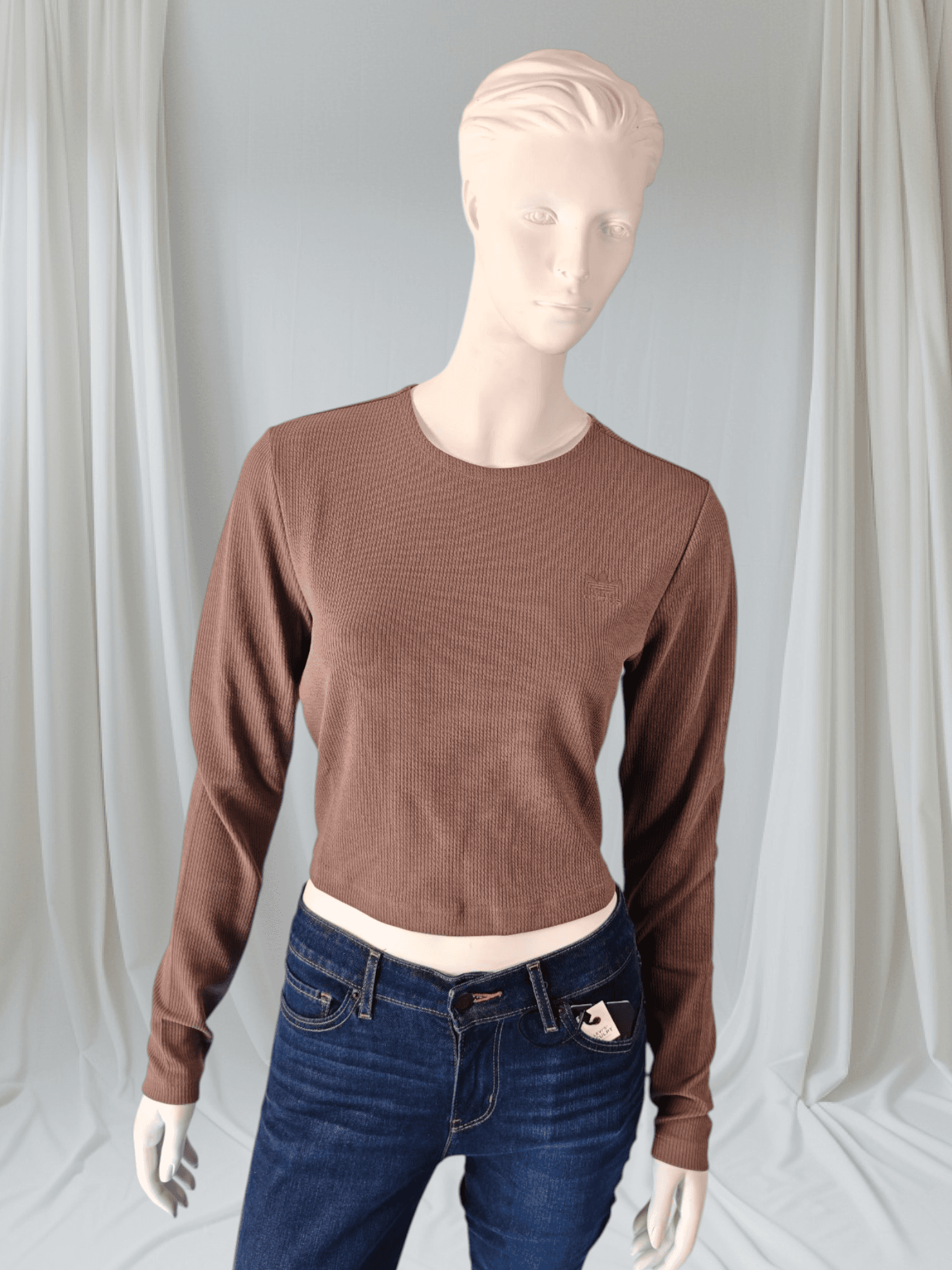 Adidas Originals – Top manches longues dos ouvert